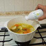 ユーグレナD&D（粉末タイプ）は、お味噌汁やスープに入れて、お召し上がりいただけます。 